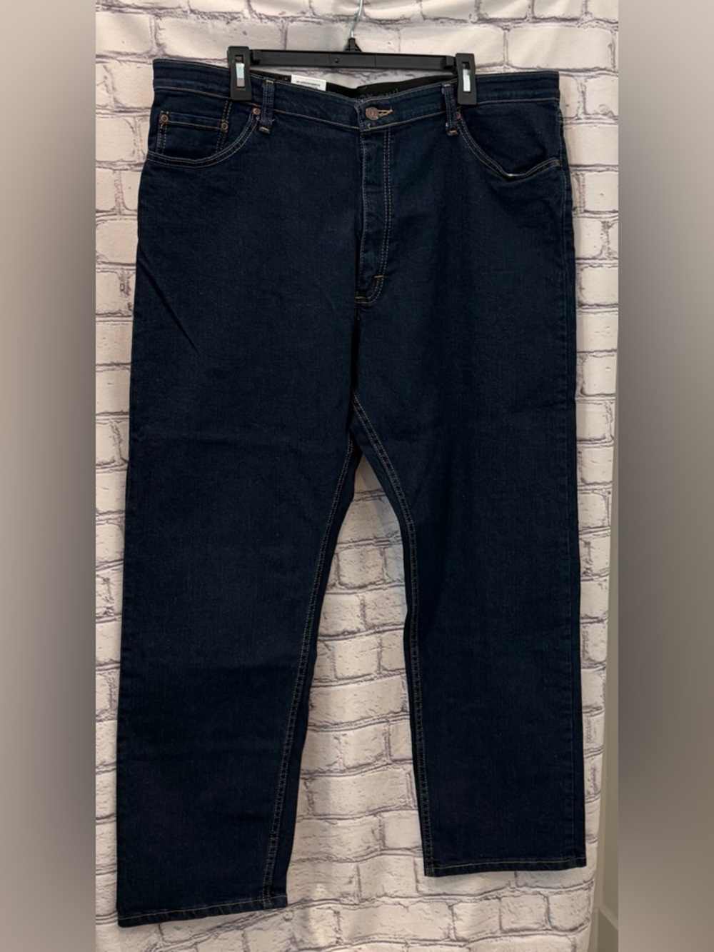 Wrangler:40/29  Men's Dark Blue Denim Jeans/ Tan Leather Logo Patch Authentic